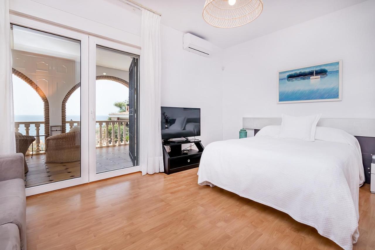 Bhost - Villa Sunrise Benalmádena Kültér fotó