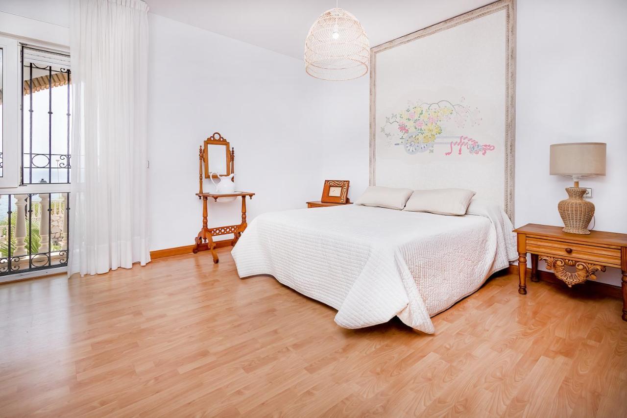 Bhost - Villa Sunrise Benalmádena Kültér fotó