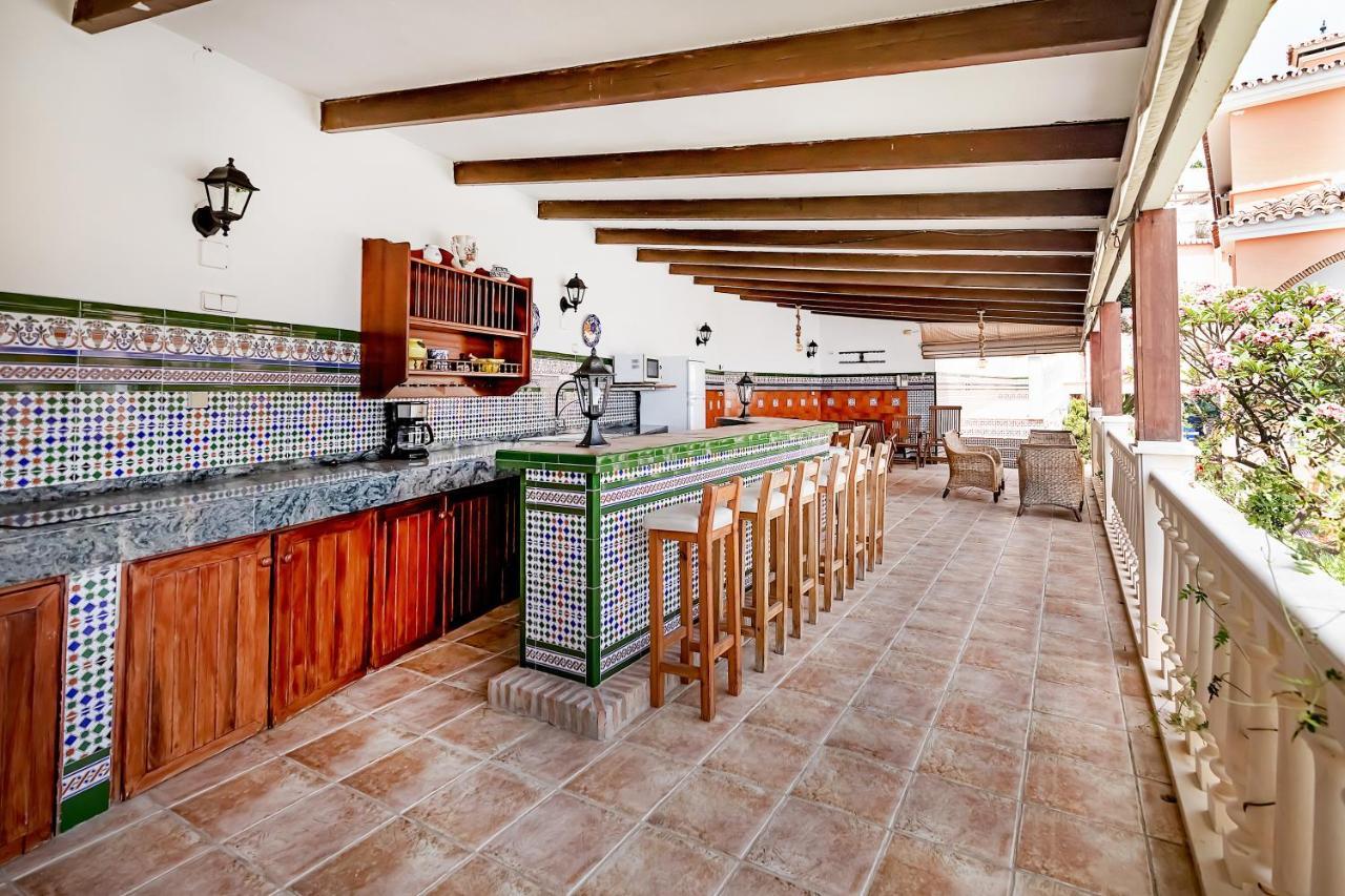 Bhost - Villa Sunrise Benalmádena Kültér fotó